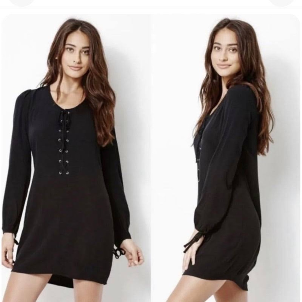 Kendall & Kylie lace up dress